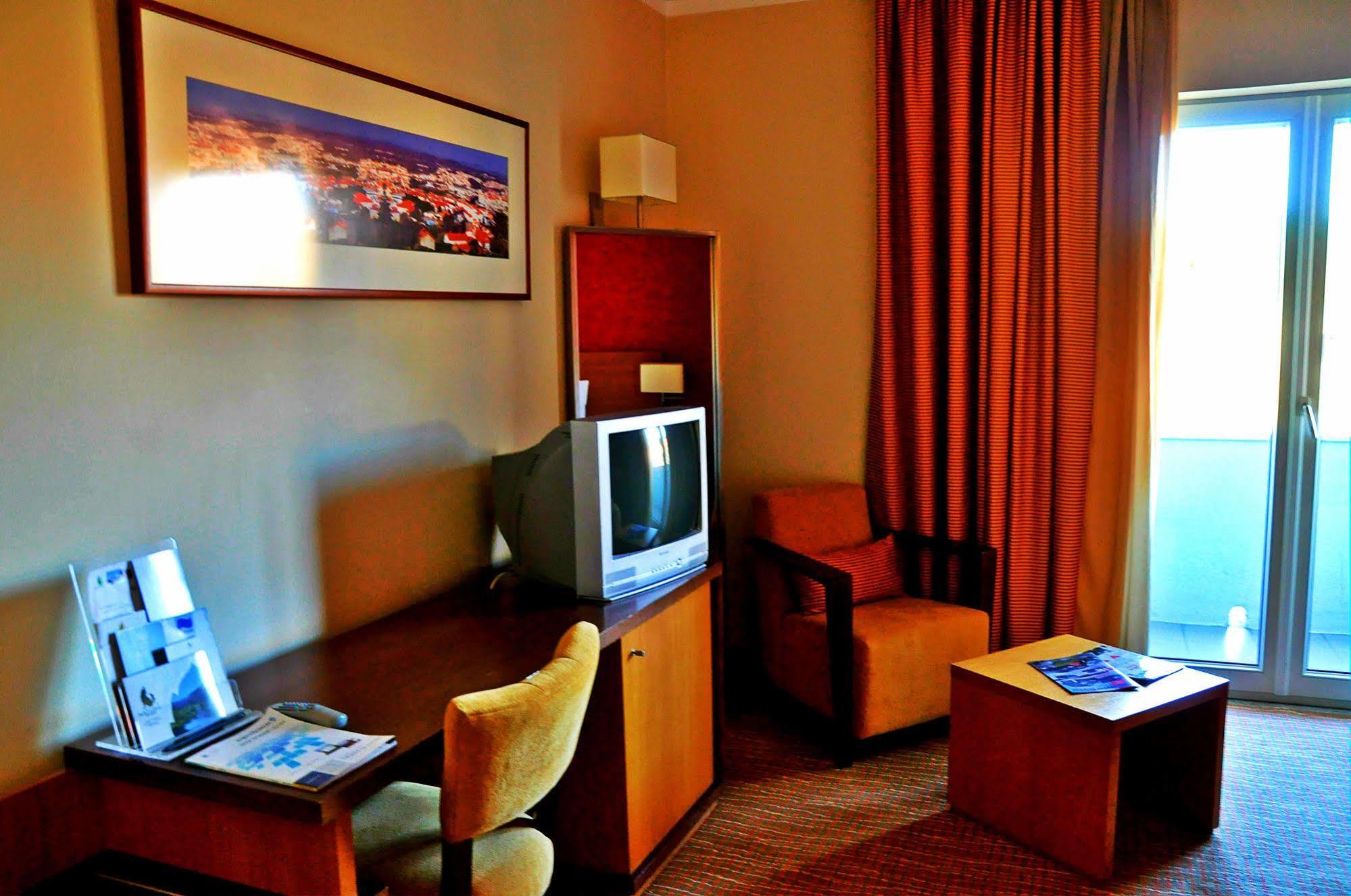 Hotel Lusitania Congress & Spa غوآردا المظهر الخارجي الصورة